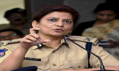 IPS- Charu Sinha , The First Woman to Lead A CRPF In Srinagar