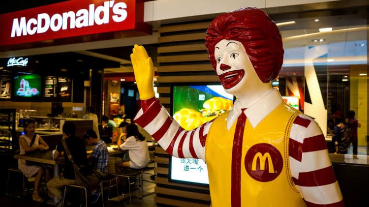 McDonald Man of India "Mr. Vikram Bakshi" : Burgers And Fries Have Some Story Behind It!