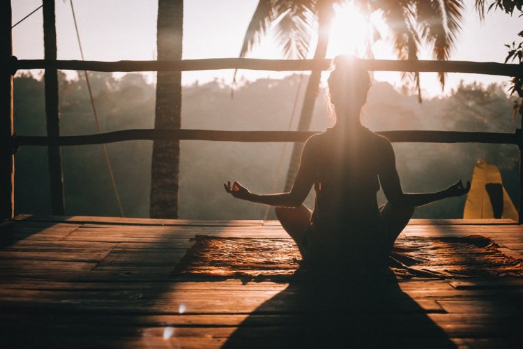 5 Ways To Indulge In Mindfulness Meditation | A GUIDE