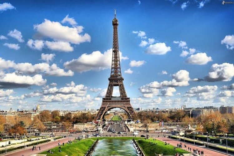 What you need to know about- paris travel