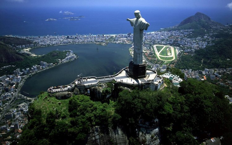 Try An Exotic Brazil Holiday