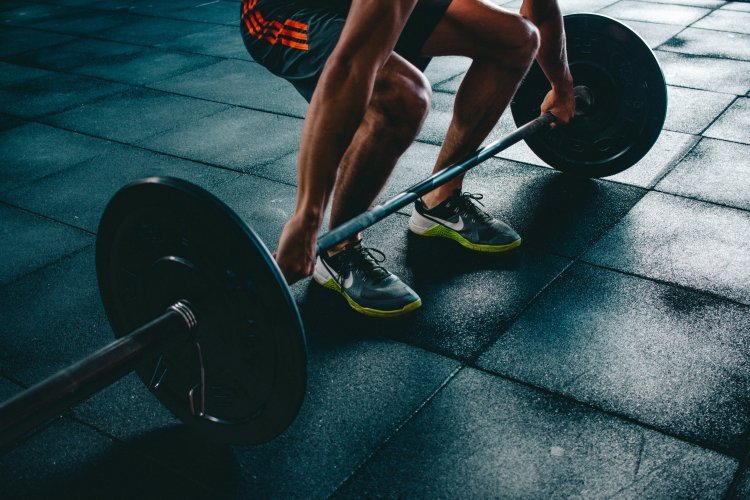 How to Stay Consistent at the Gym : 5 Simple Methods