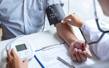 Managing Blood Pressure: Causes, Risks, and Healthy Lifestyle Tips