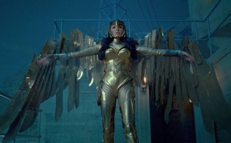 Diana’s Golden Suit and Kristen Wiig’s Cheetah, ‘Wonder Woman 1984’ New Trailer Is Out